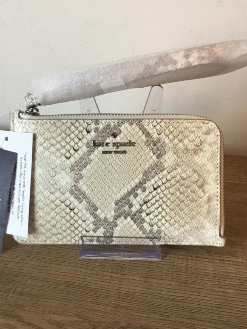 Kate Spade Lucy Snake Small Zippy Card Holder Wristlet, Natural Multi NWT $159